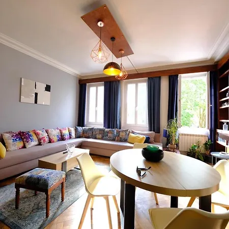 Apartment De Younesse Rue D'elbeuf Rouen